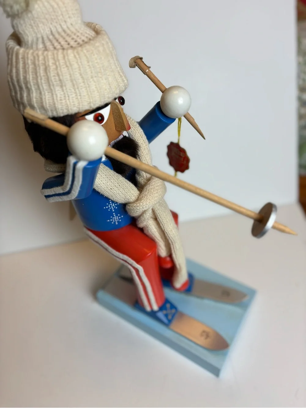 Steinbach “Big Skier” Nutcracker-18”Handmade Germany/Kurt Adler Collection/flaw